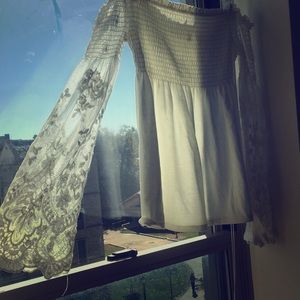 Off-shoulder lace white blouse